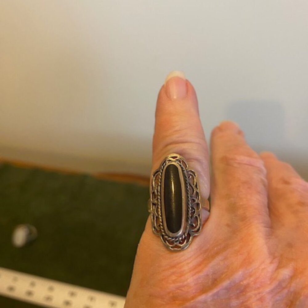 Sterling silver black onyx pinkie ring, dainty - Picture 4 of 5